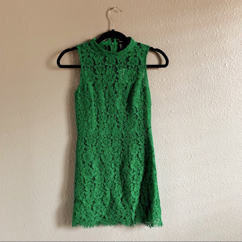 Green body con dress